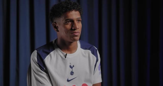 世界杯官方直播软件安装-热刺新援索萨：我的偶像是内马尔，同位置上的偶像是马塞洛