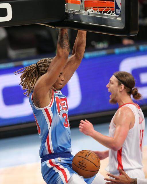 世界杯比赛直播地址-篮网内线众“星”云集 决胜时刻却依旧是小鬼当家？