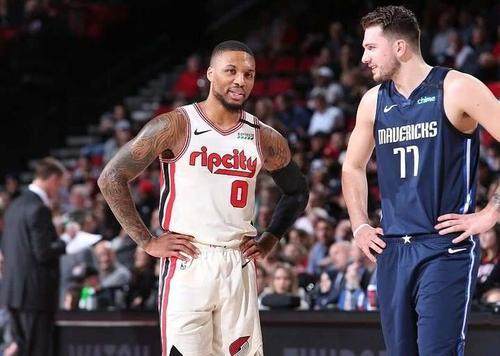 世界杯官方直播软件安装-全明星西部首发后卫之争！东契奇赢了数据输了比赛